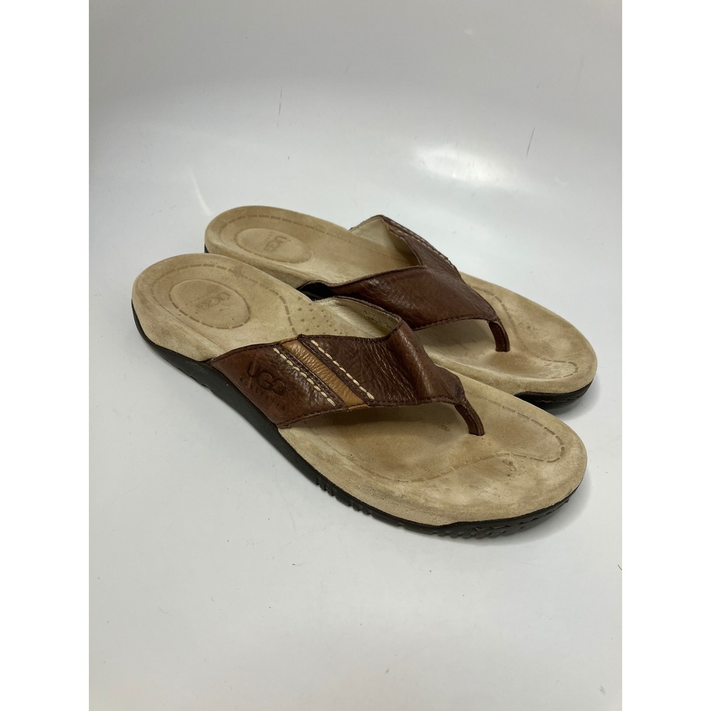 UGG brown leather flip flops casual men's size 10 neutral trendy minimalist